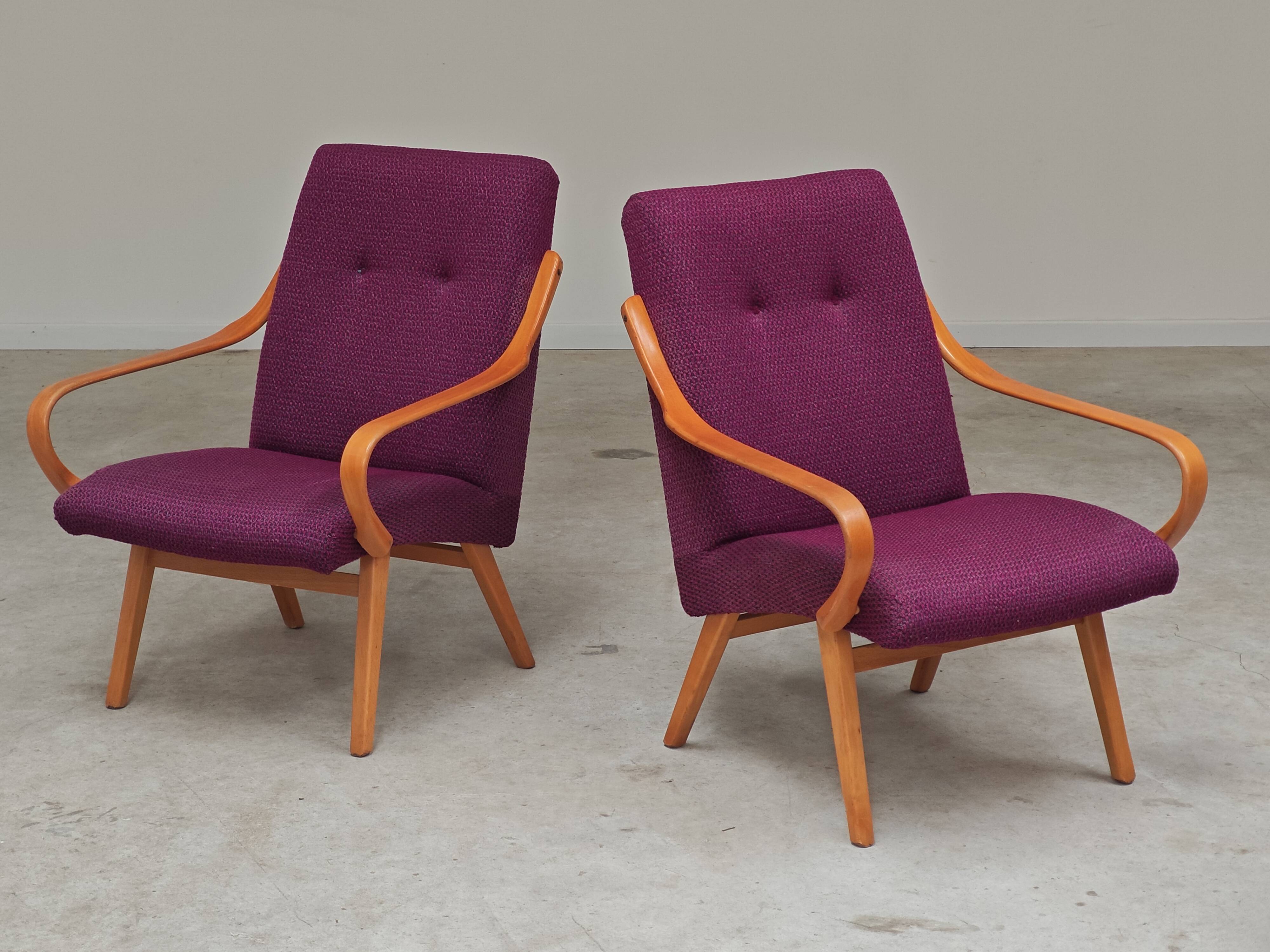 Pair of 6953 purple armchairs by Jaroslav Smidek for TON (Thonet)