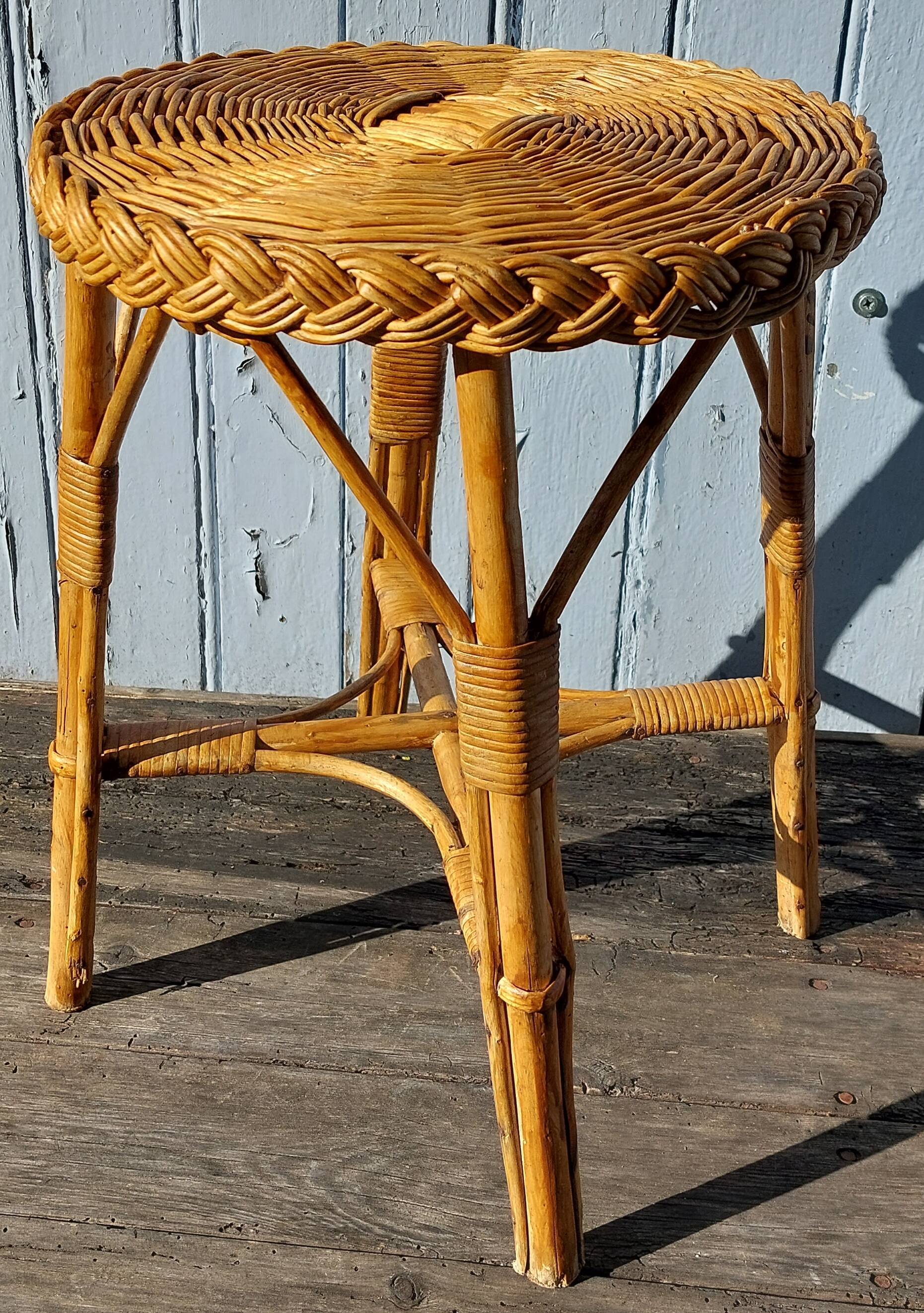 Wicker stool
