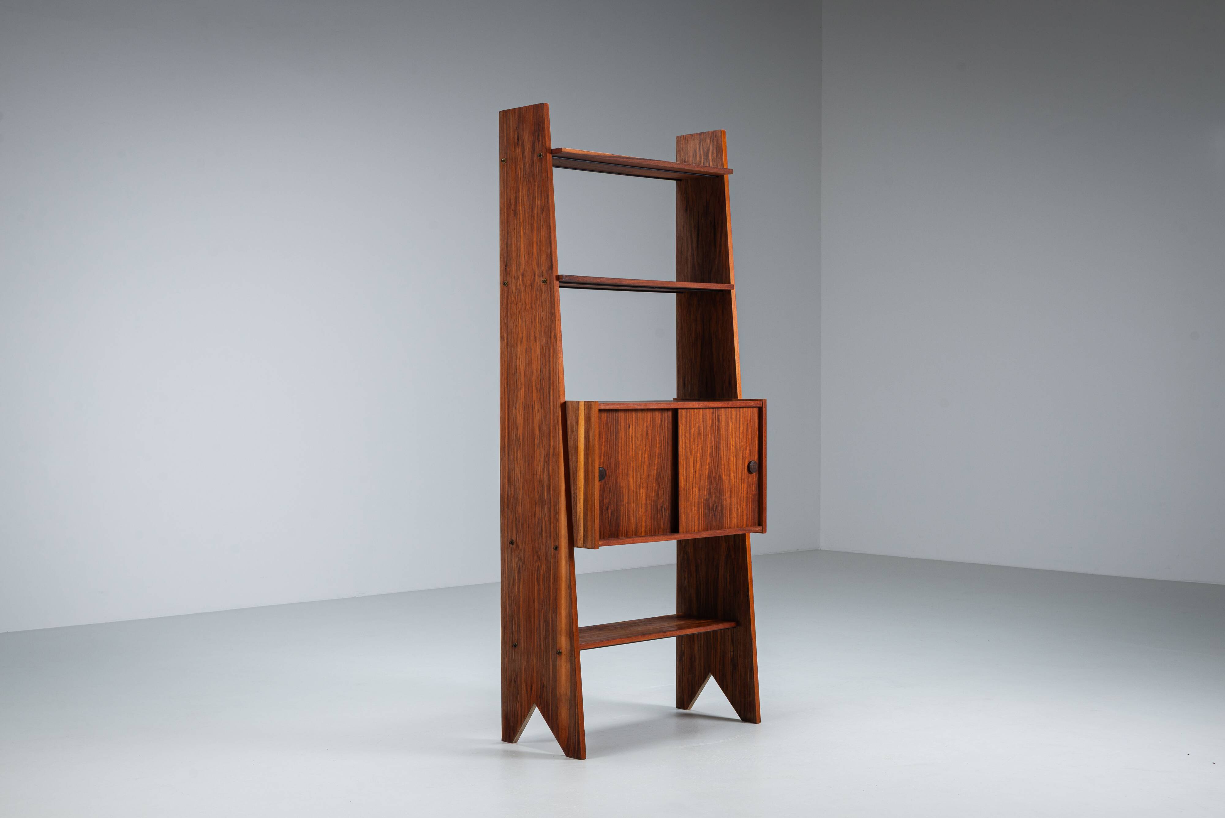 Italian bookcase with three shelves and storage