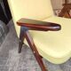 Fauteuil en bois et velours jaune par Chierowski