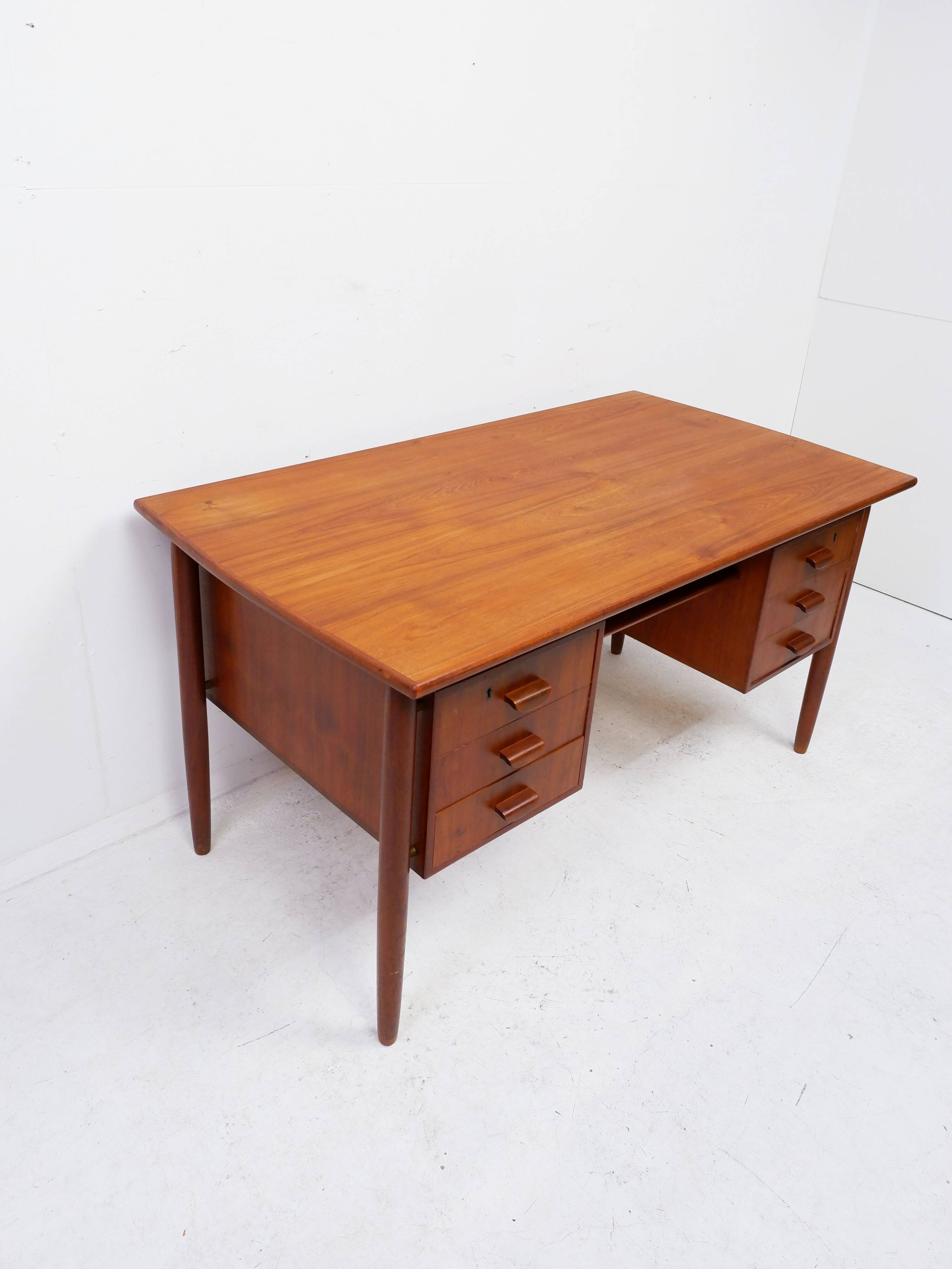 Danish writing desk, 1960s