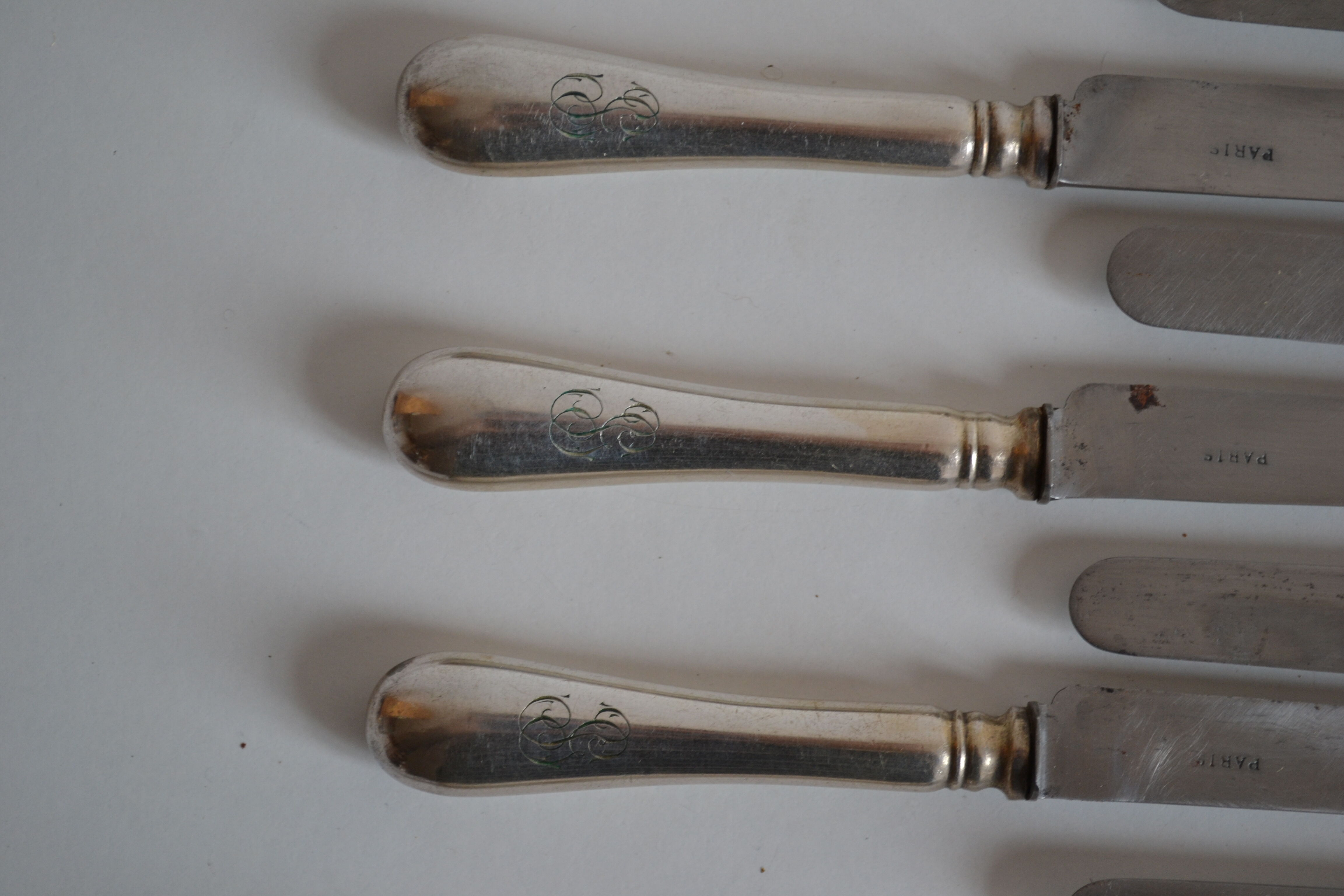 12 dessert knives old metal silver monogram