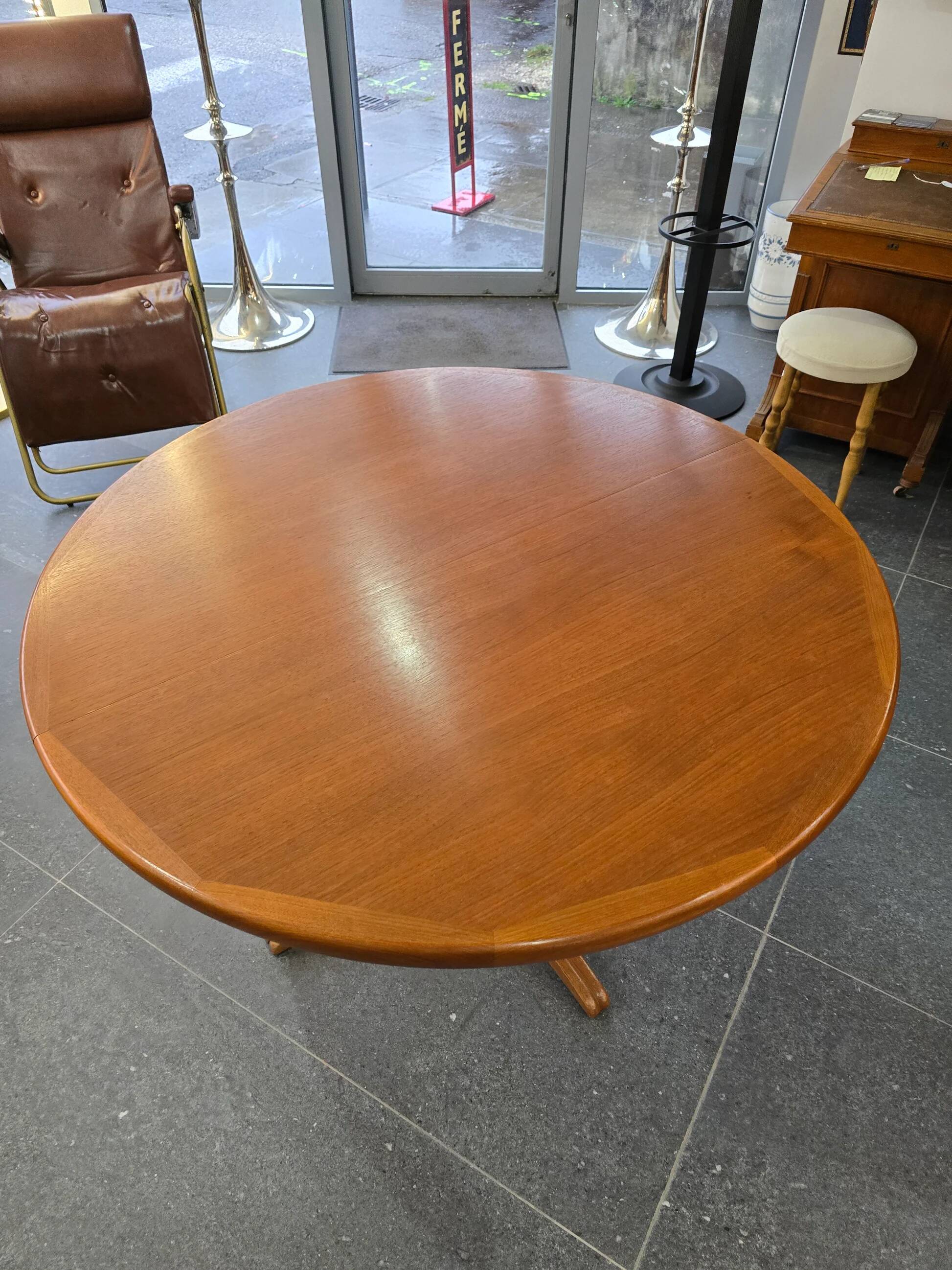 Extendable teak round table – vintage Scandinavian design – Ø120 cm + 2 extensions