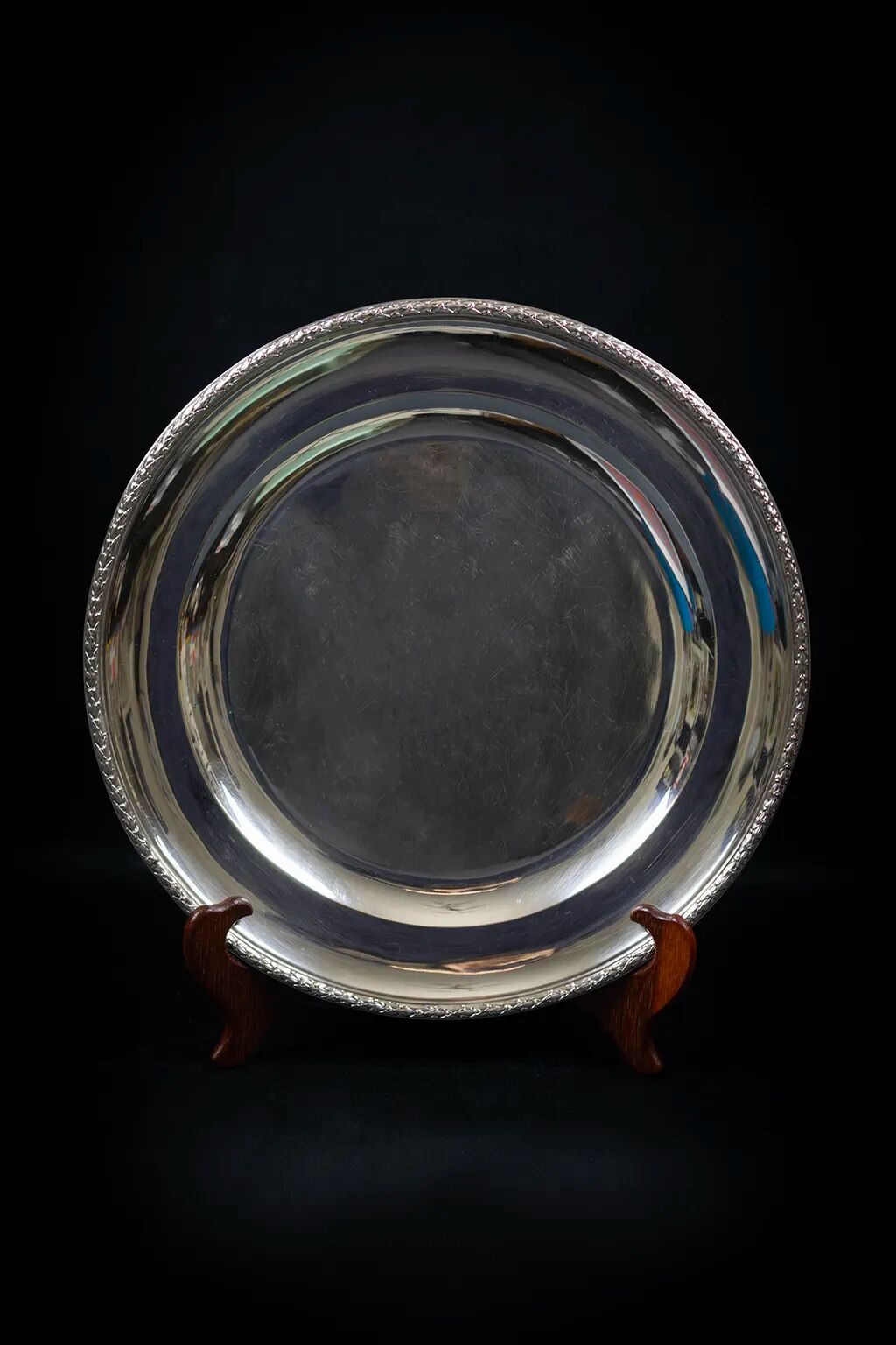 Silver-plated vegetable dish with matching tray – stamped