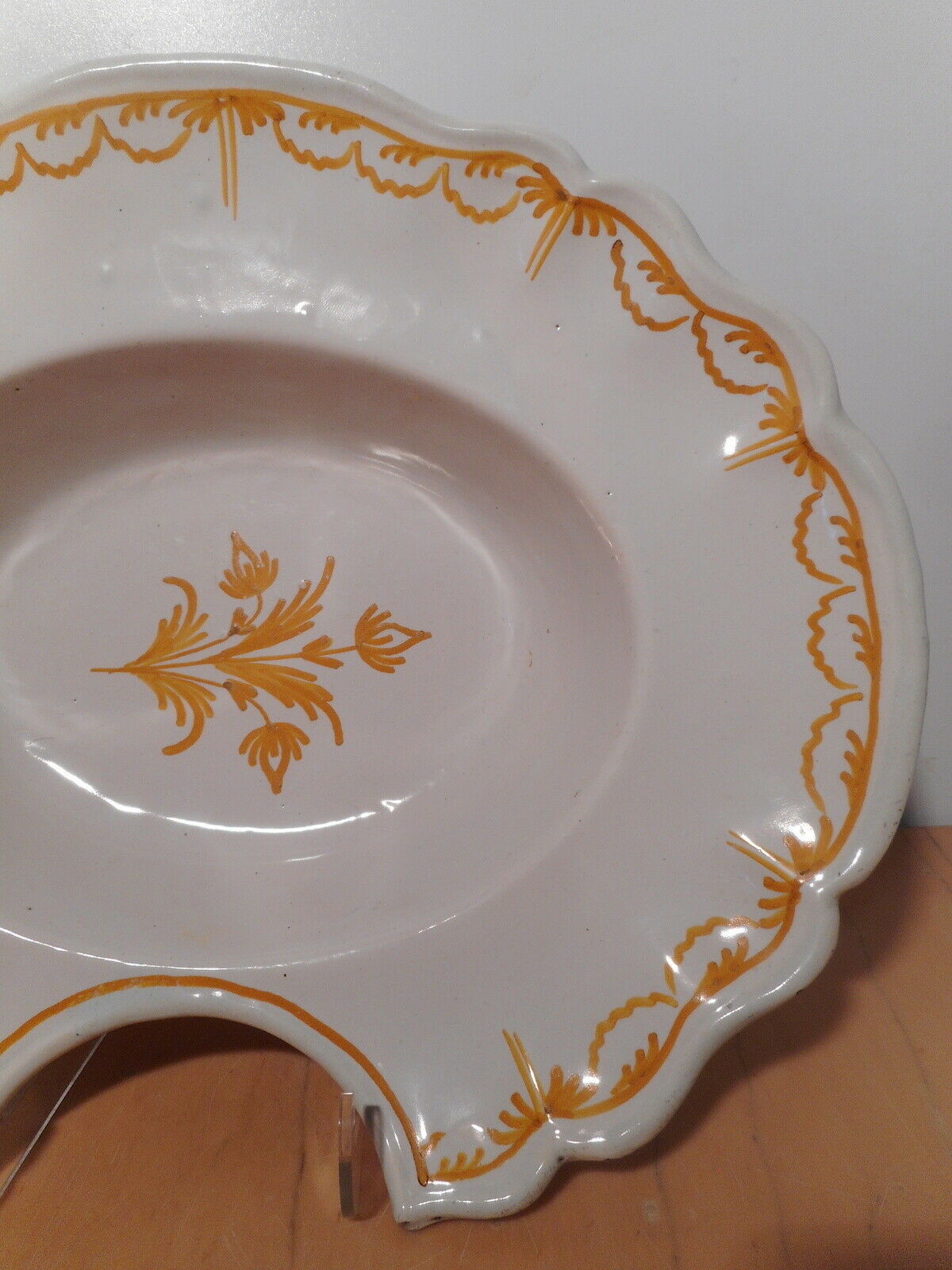 Old beard dish in faience of the south of the France 18 century in yellow camaieu