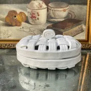 Bonbonnière en céramique tressée