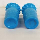 Paire de vases en opaline bleu