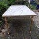 Table basse en marbre et laiton style Louis XV