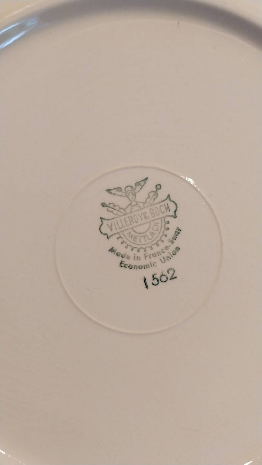 10 Villeroy & Boch Mettlach flower plates