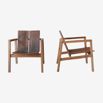 Paire de fauteuils en bois massif années 70