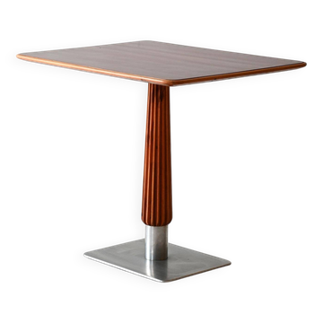 Table de bar en acajou avec base en acier et tige sculptée