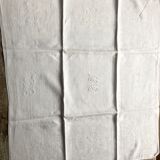 9 monogram napkins "L.C"