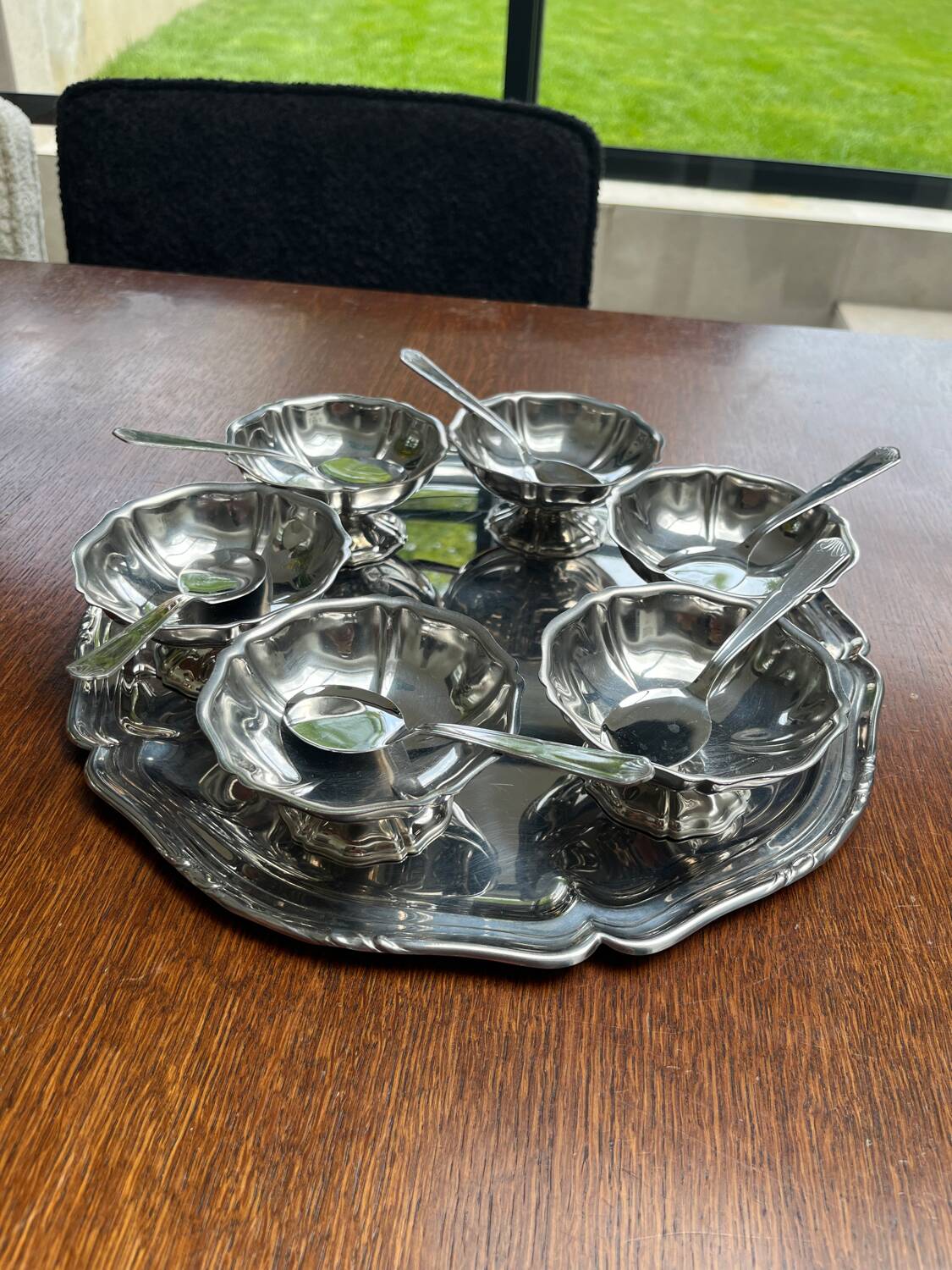 Stainless steel ice cream service