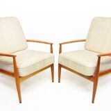 Deux chaises longues "118" par Grete Jalk
