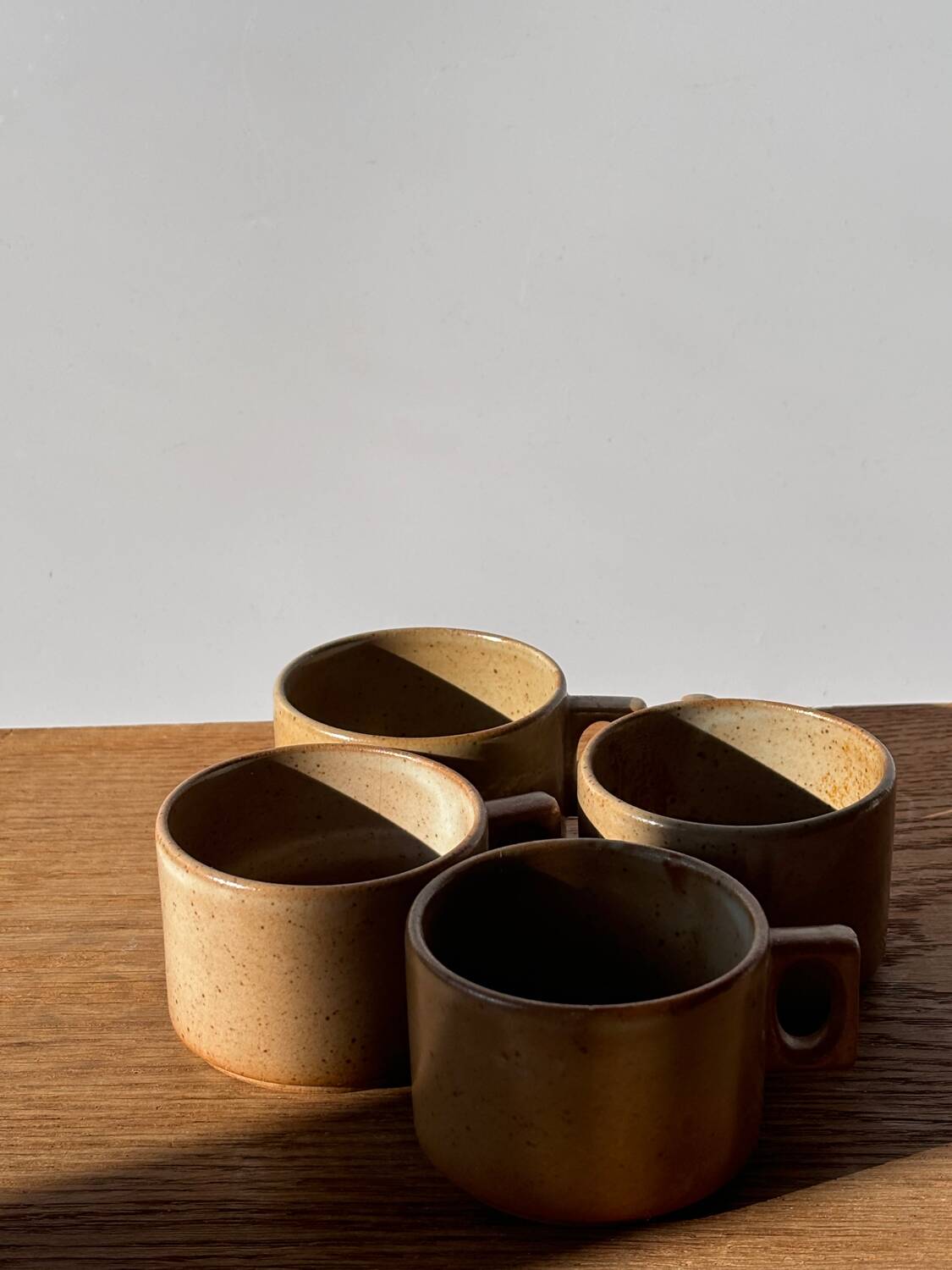 Set of 4 vintage stoneware coffee mugs