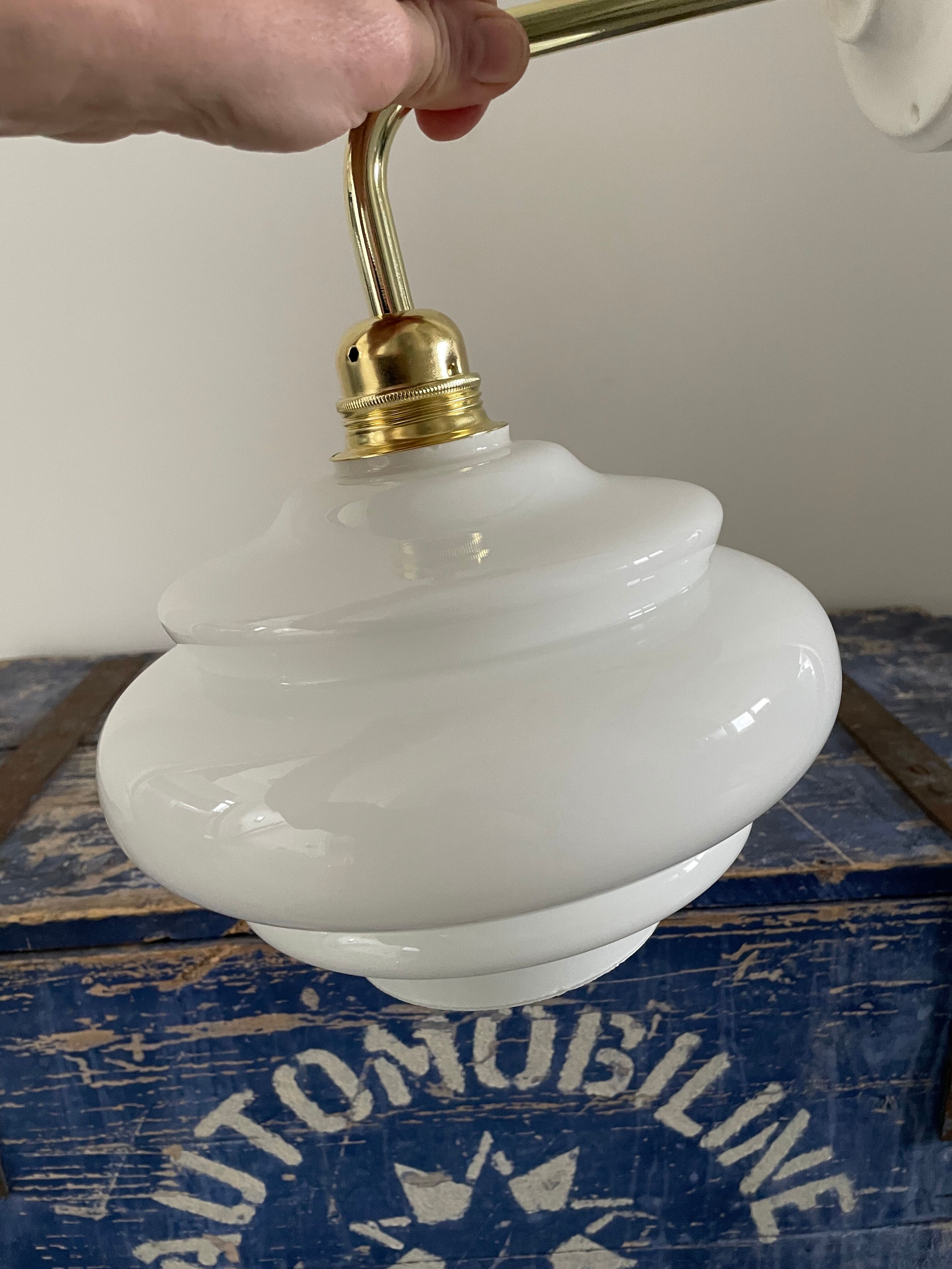 Vintage wall lamp in electrified white opaline to new