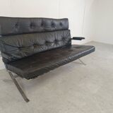 Canapé vintage en cuir noir et chrome, 1970