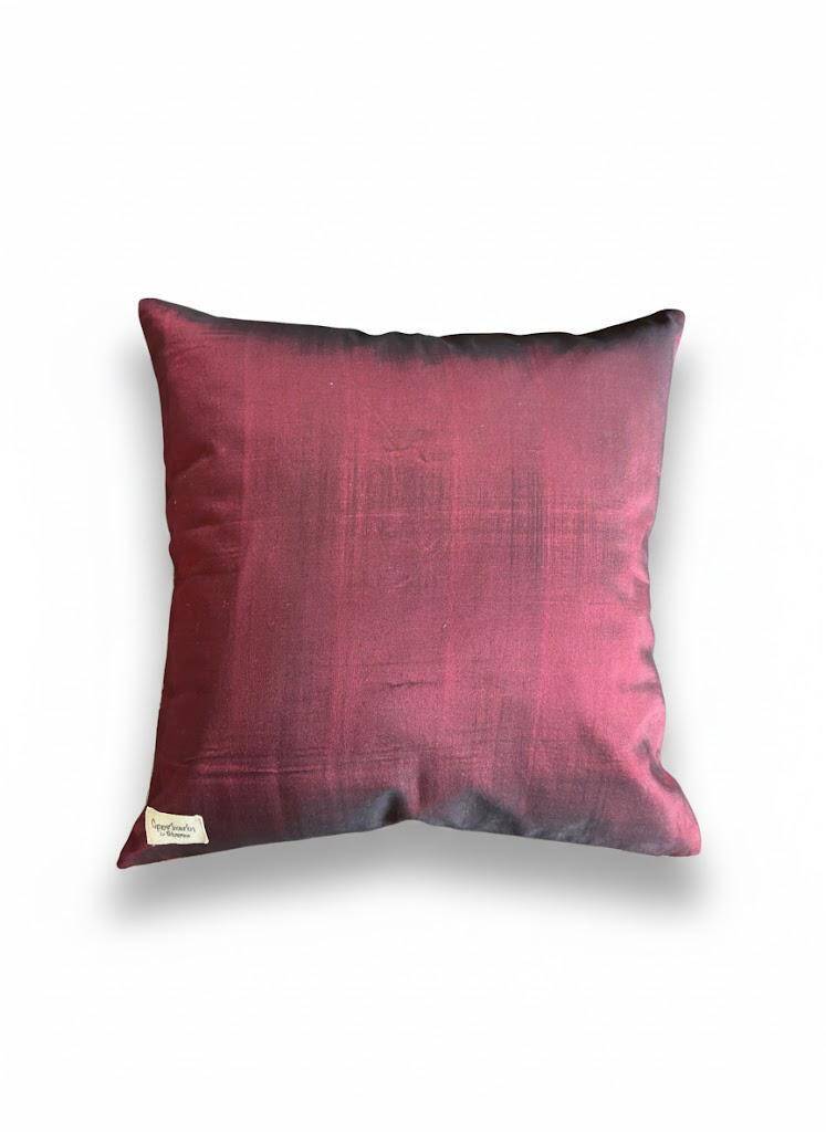 Burgundy and beige Kachin cushion cover (RIDA)