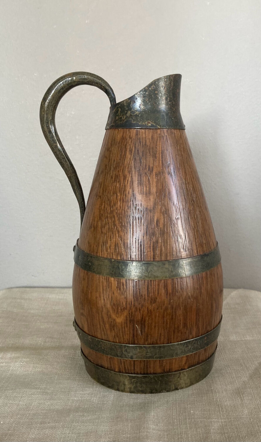 Beaune brandy pitcher in solid oak with brass rims 1970s