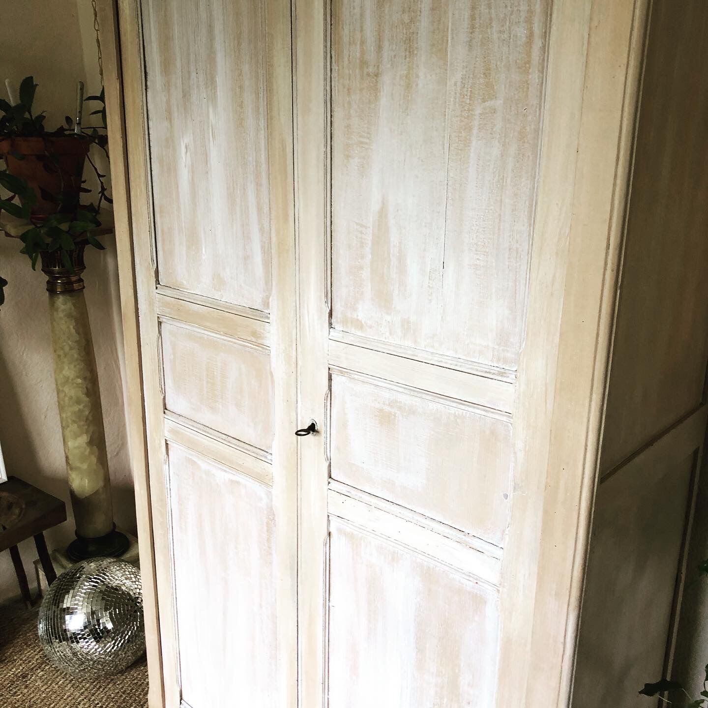 Parisian wardrobe 1950