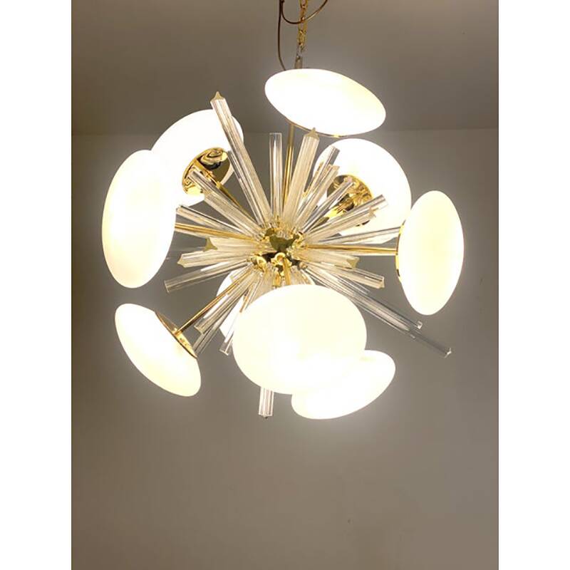 Contemporary Triedro and White Murano Glass Sputnik Gold Chandelier