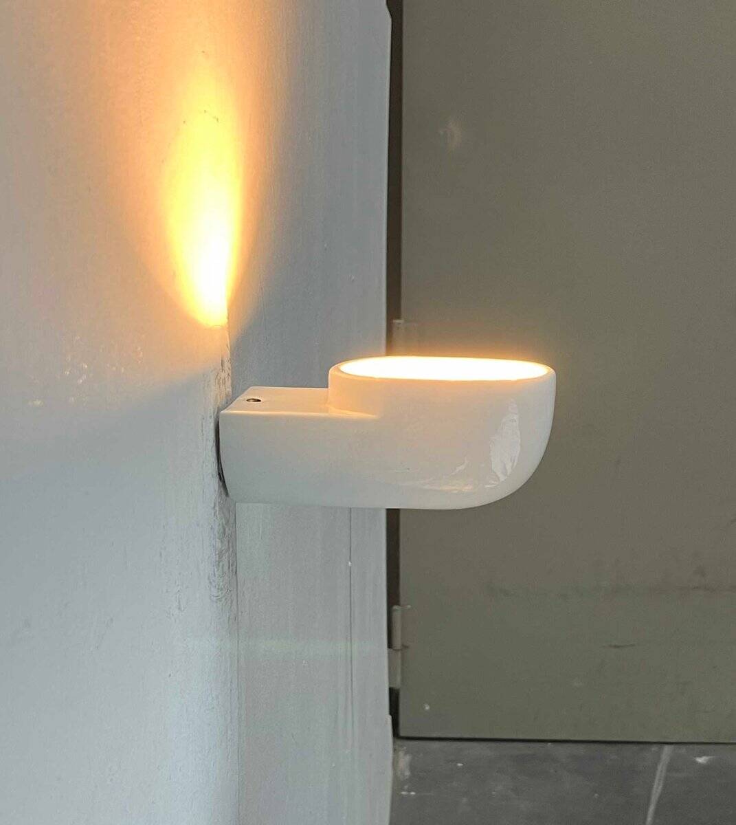 Pafo wall sconces from the Italian space age mid-century in ceramic by Ernesto Gismondi for Artemide, 1970s, set of 2.