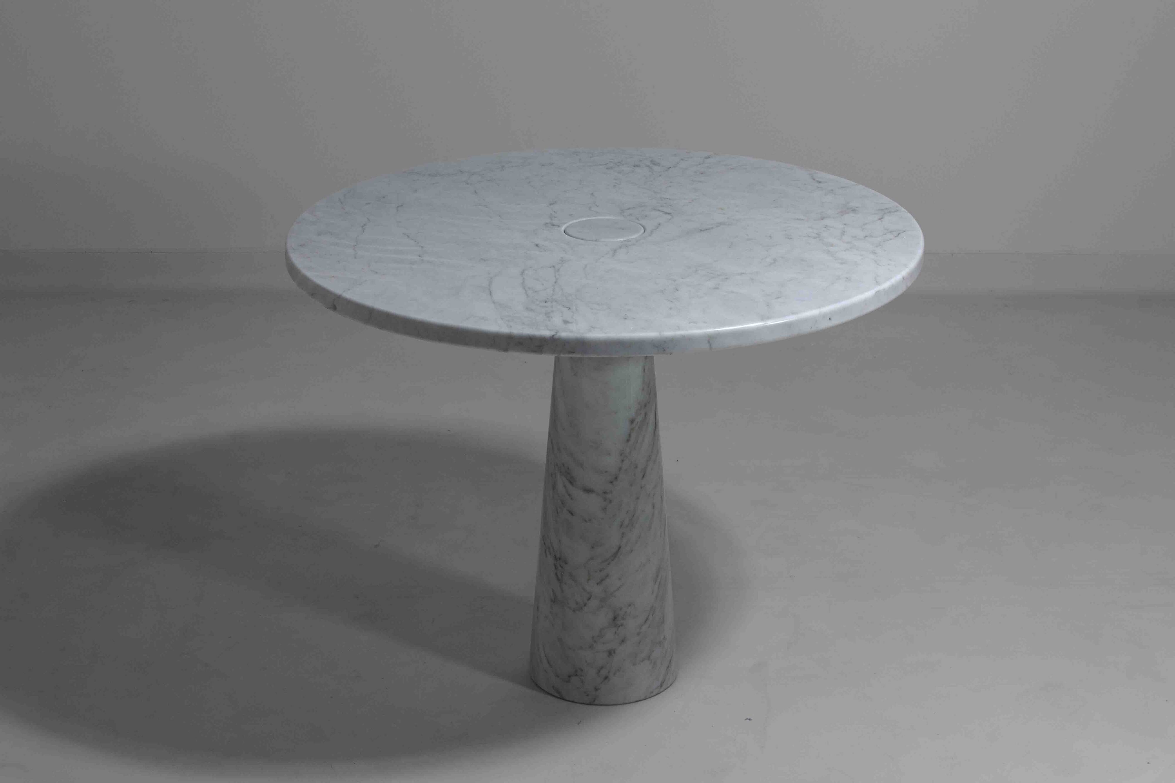 Round marble 'Eros' table by Angelo Mangiarotti for Skipper