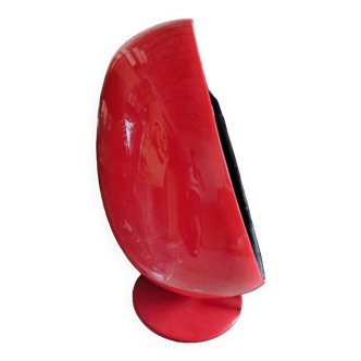 Ovalia Egg Armchair
