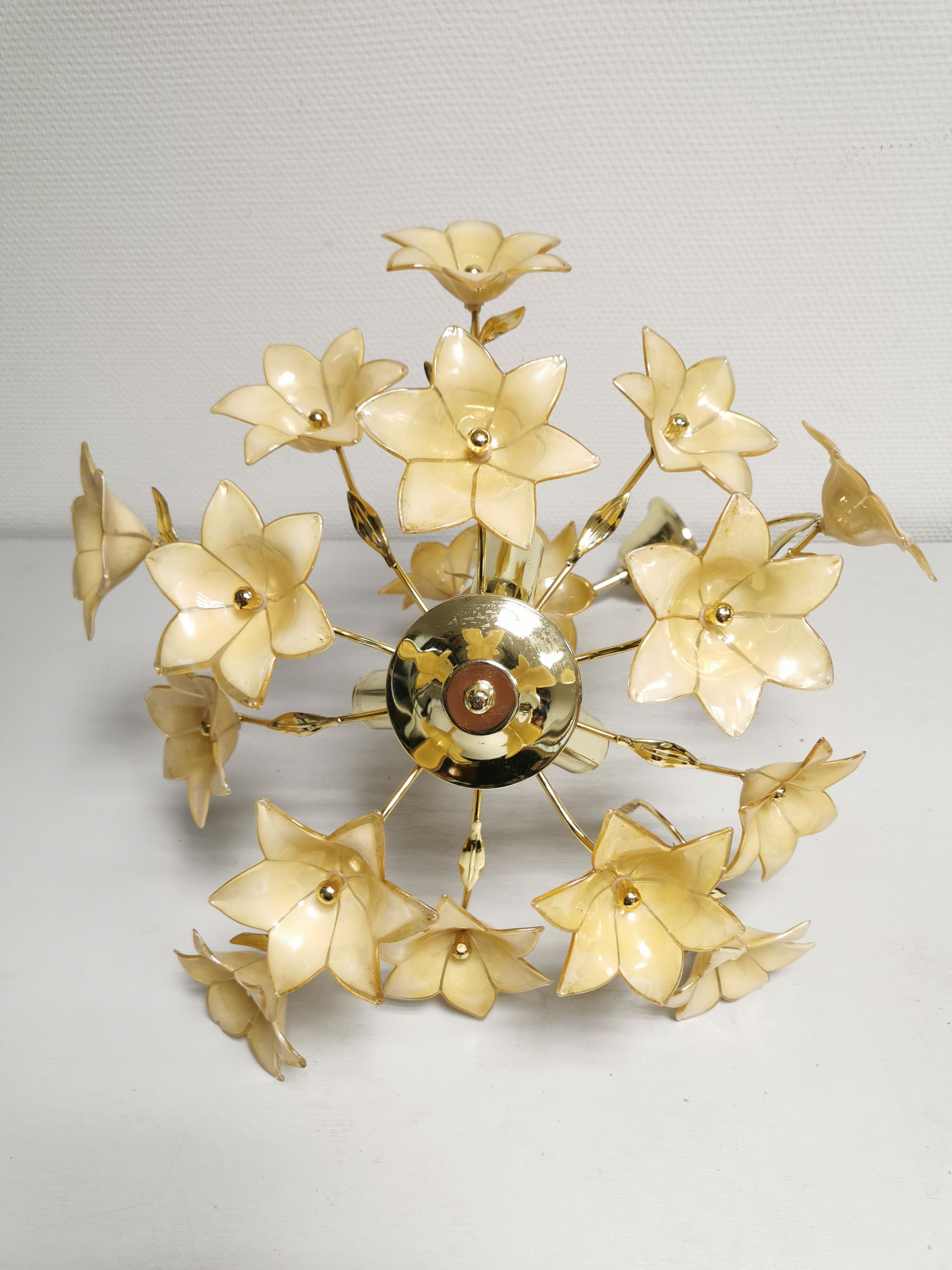 Vintage chandelier style 1960-1970 Murano, glass flowers