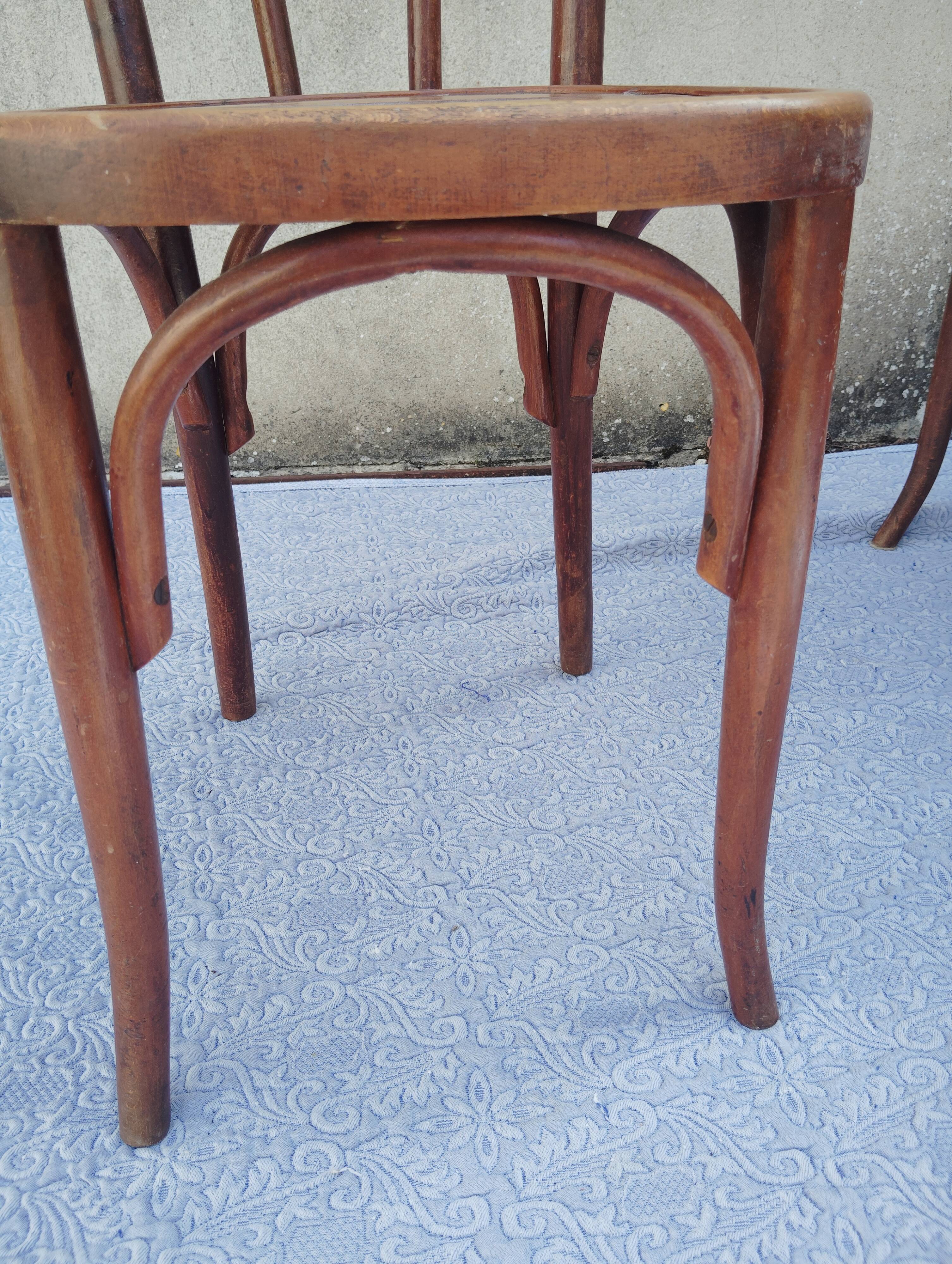 Set of 5 Luterma bistro chairs.