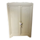 Armoire parisienne
