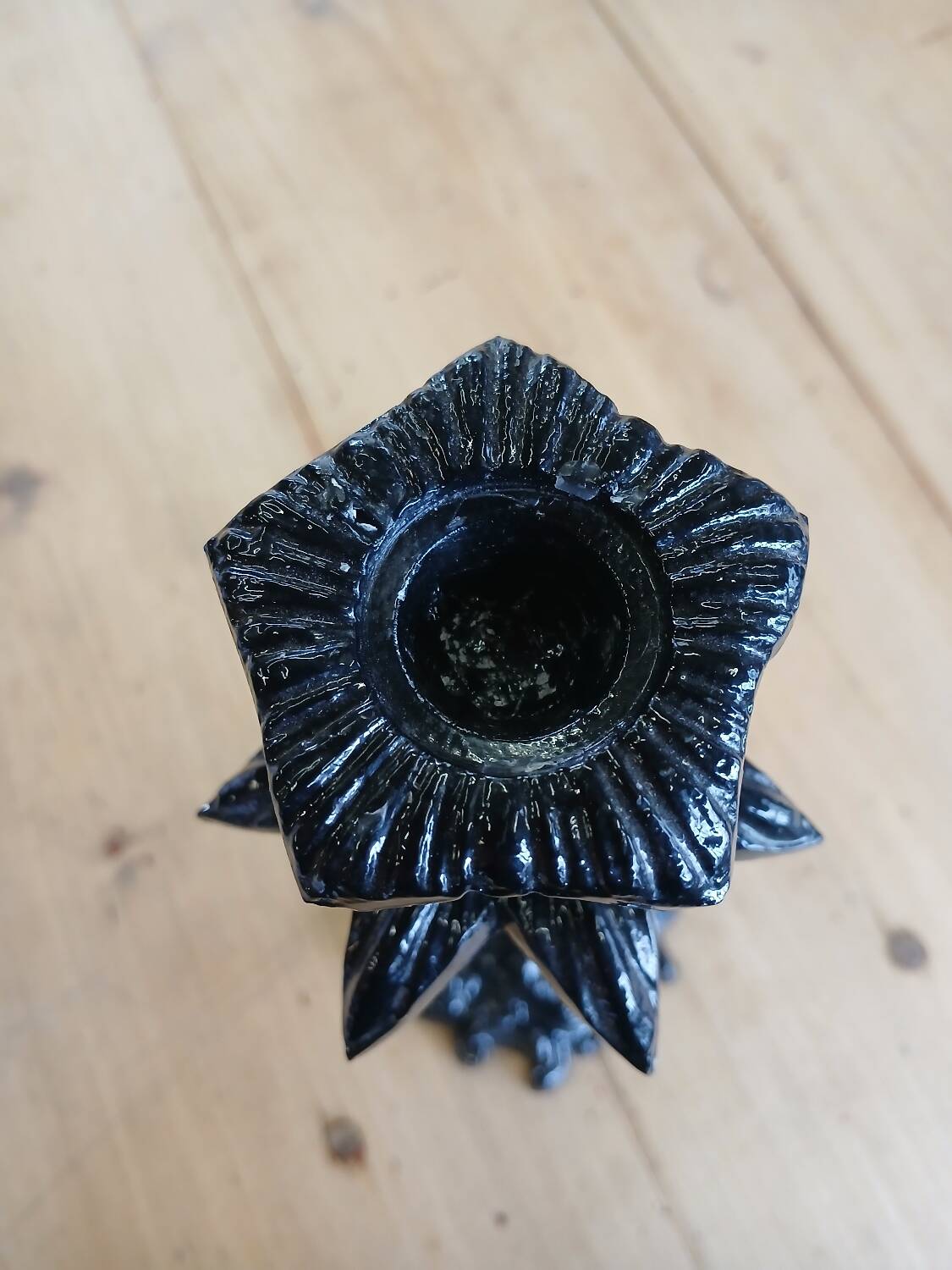 Black metal candle holder/candlestick