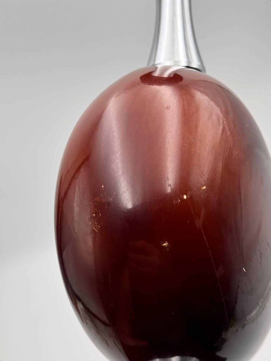 Lacquered metal table lamp Design by Philippe Barbier Vintage 1970