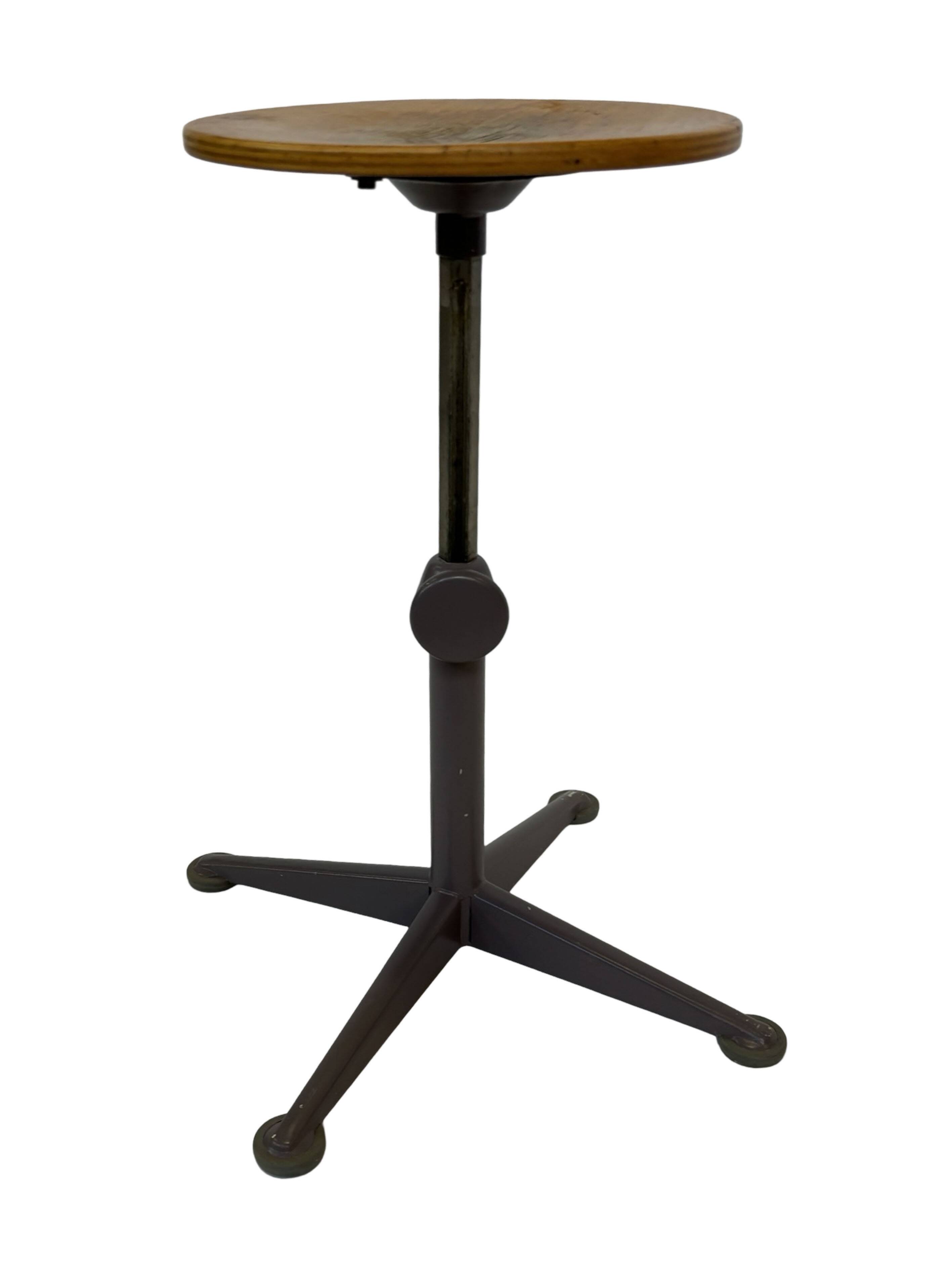 Vintage  Friso Kramer stool working chair by for Ahrend de Cirkel