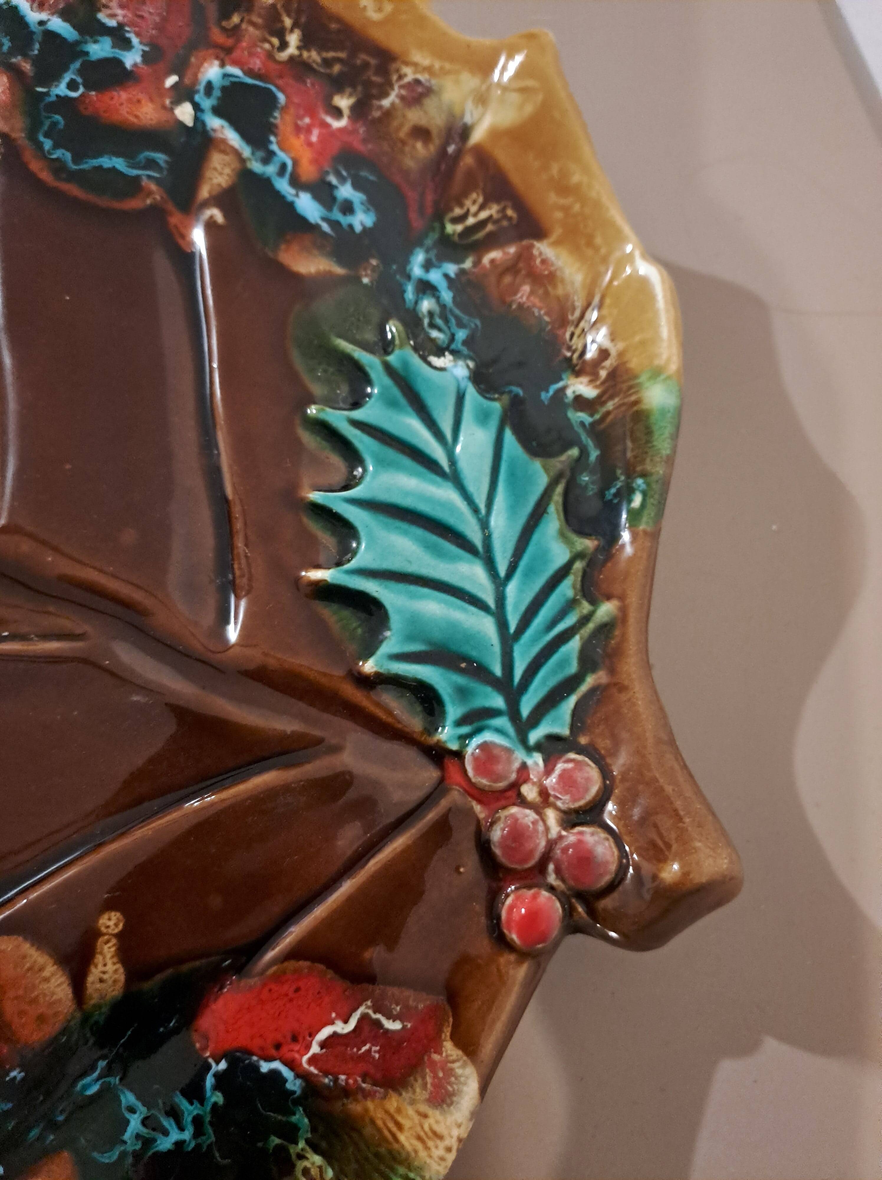 Vallauris glazed ceramic cheese board – leaf decor
