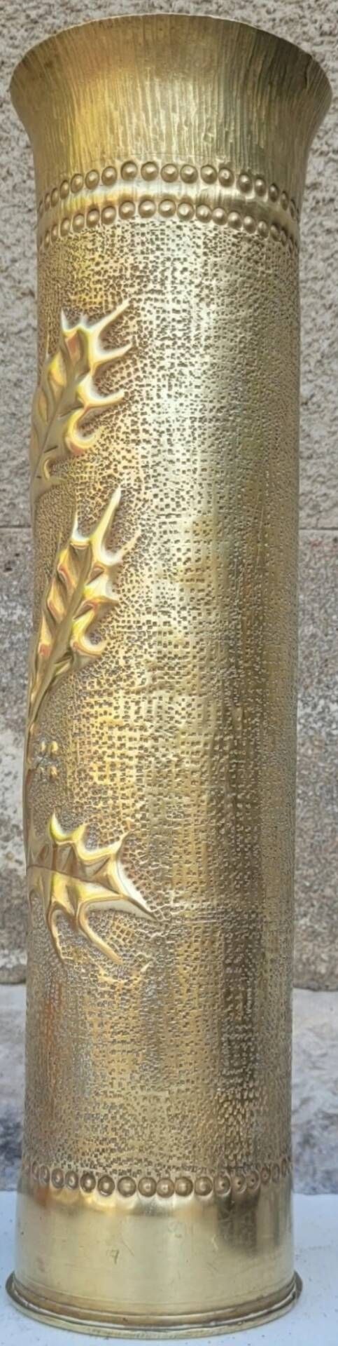 75 shell casing carved - Art of the poilus floral decoration WW1