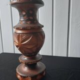 Vase en bois