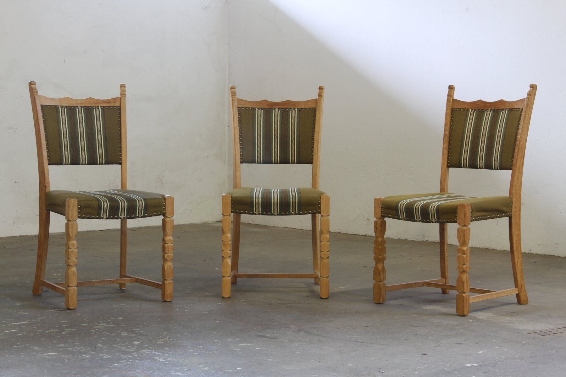 Danish modern brutalist oak dining chairs by Henning Kjærnulf, 1960s, set of 6