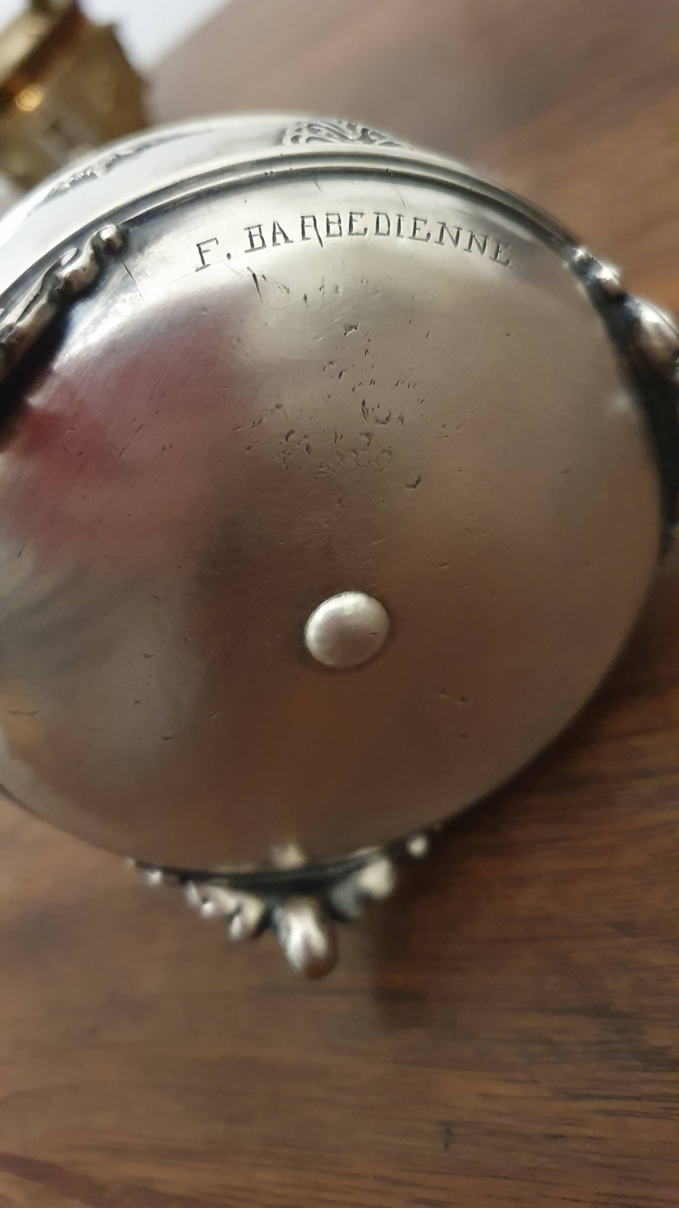 Boite, vide poche en bronze argenté F. Barbedienne, XIXème s.