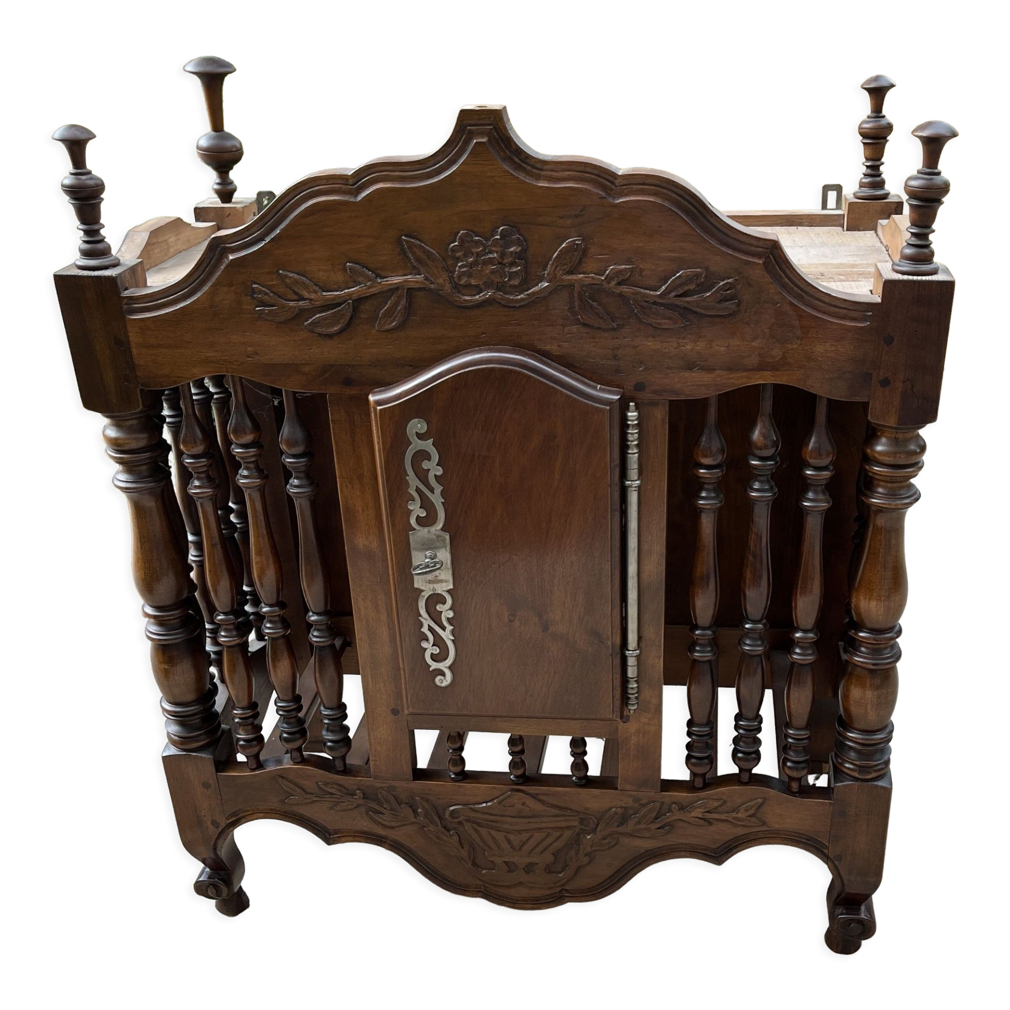 Provençal panetière