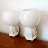 Pair of porcelain and opaline wall lights in Art Deco style