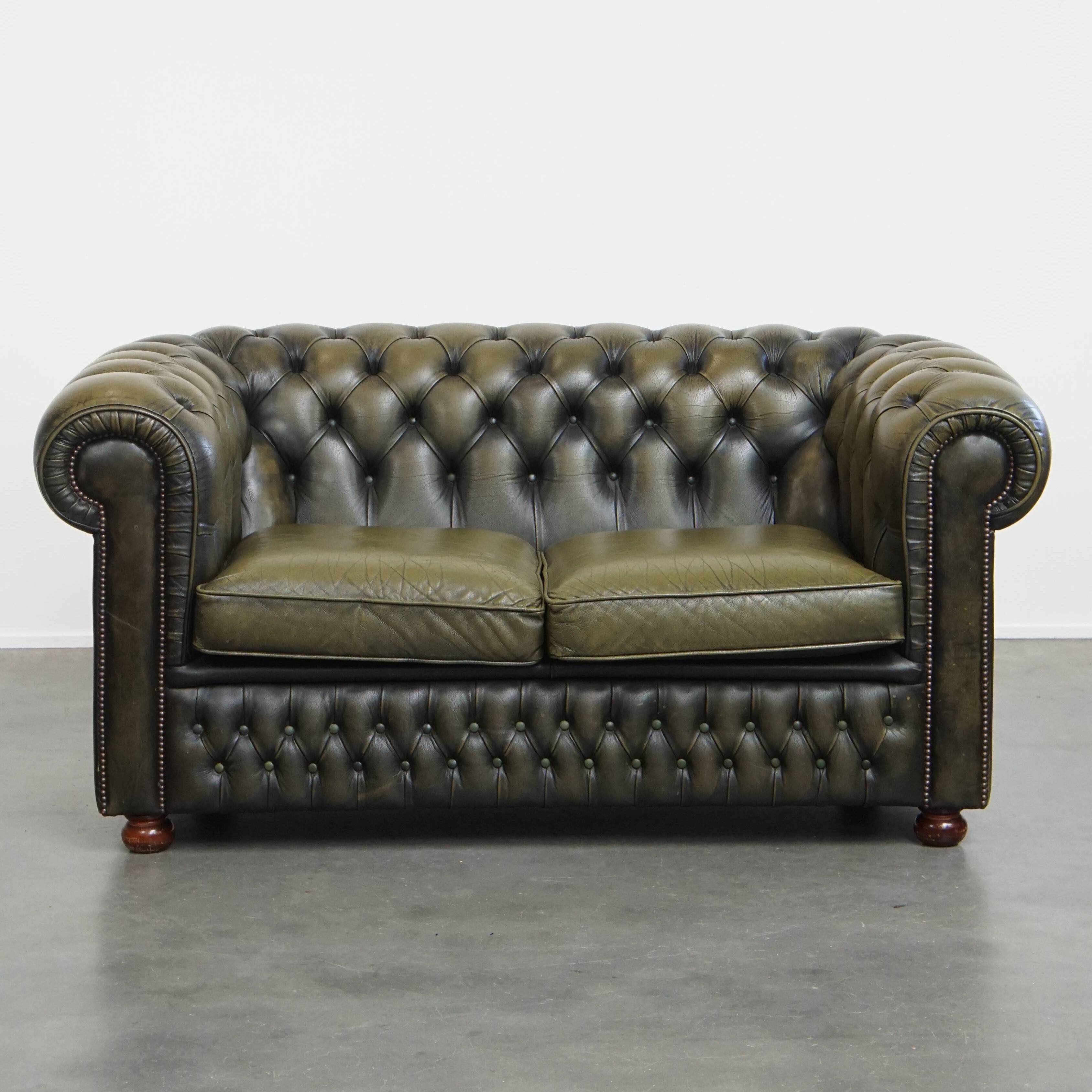 Green Vintage English Cowhide Leather Chesterfield 2-Seater Sofa