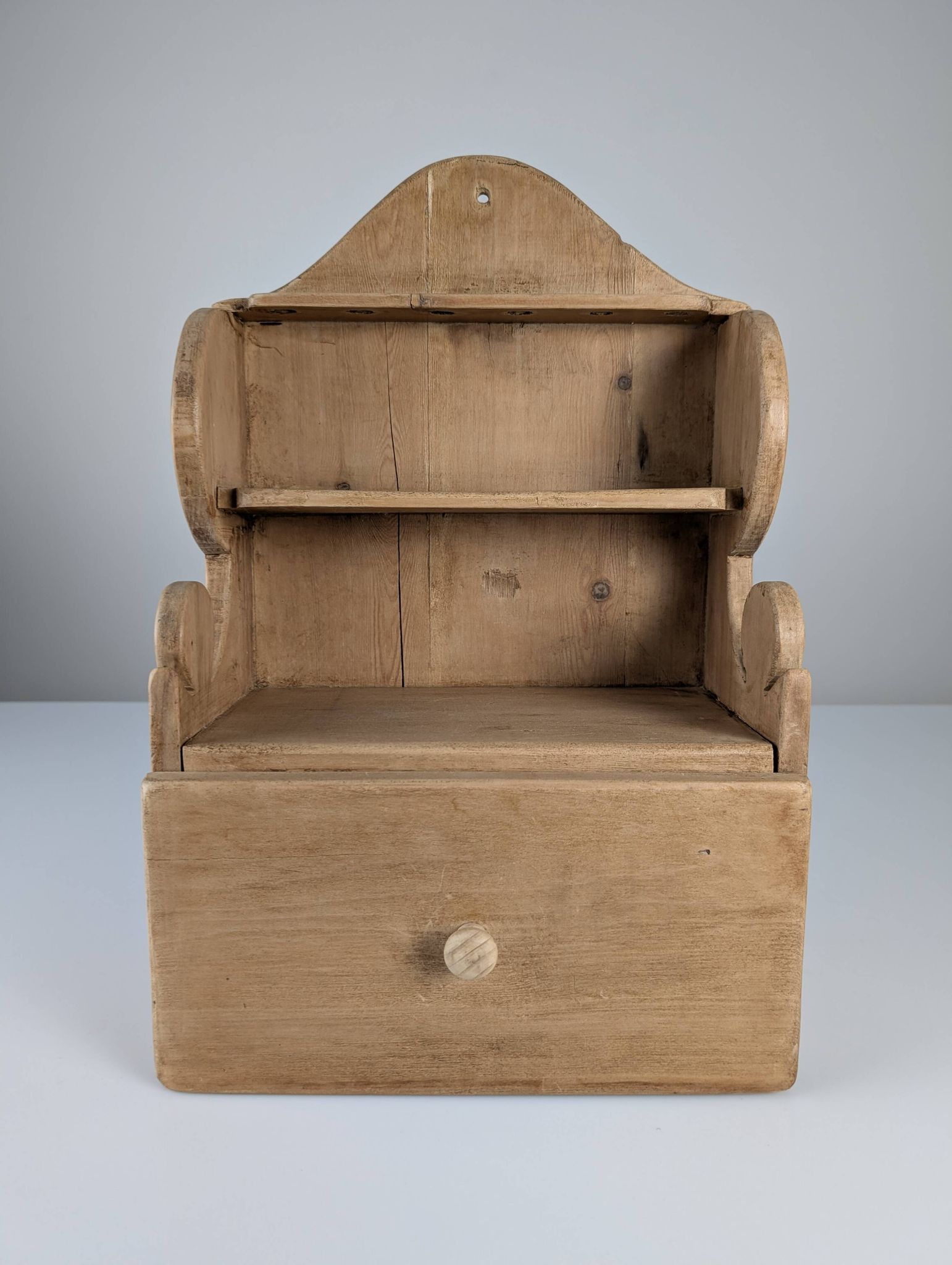 Hand-Carved Folk Art Pine Cutlery Rack with Drawer, 1950s