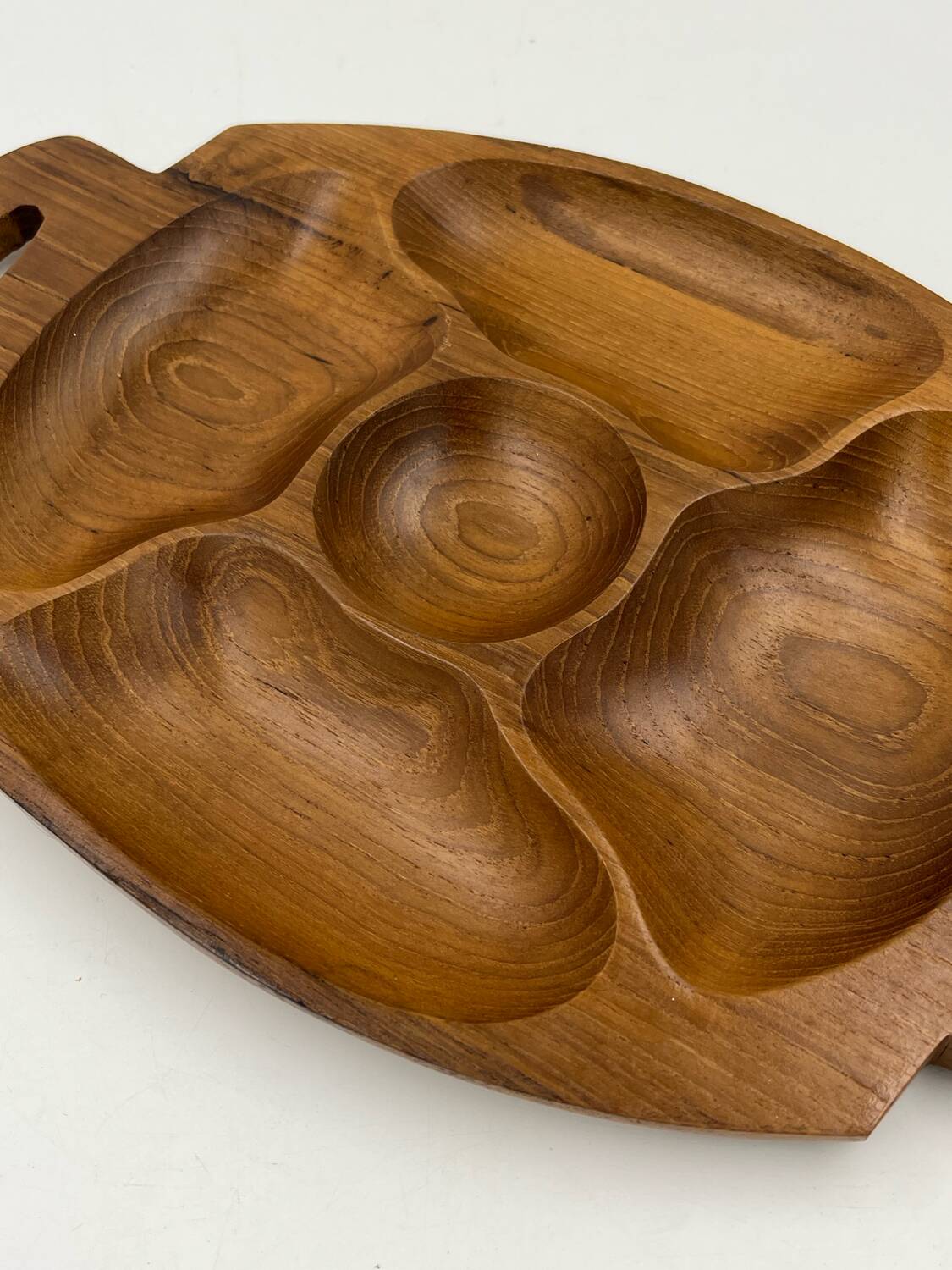 Solid teak aperitif dish