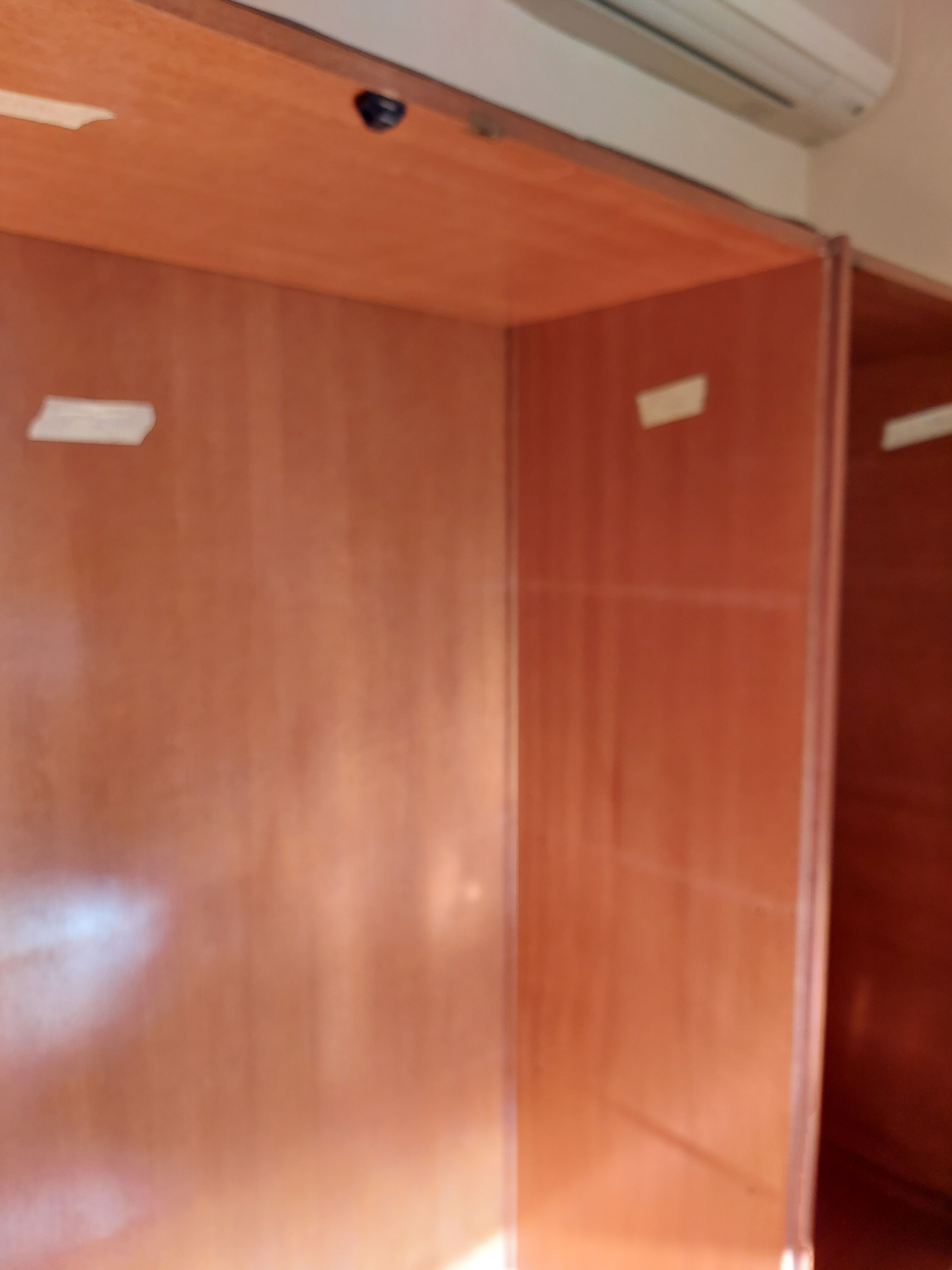 Vintage cabinet in palissandre