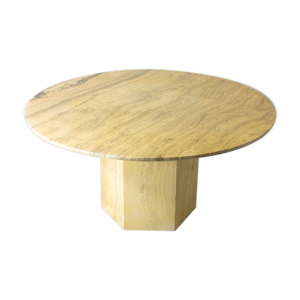 table à manger en travertin