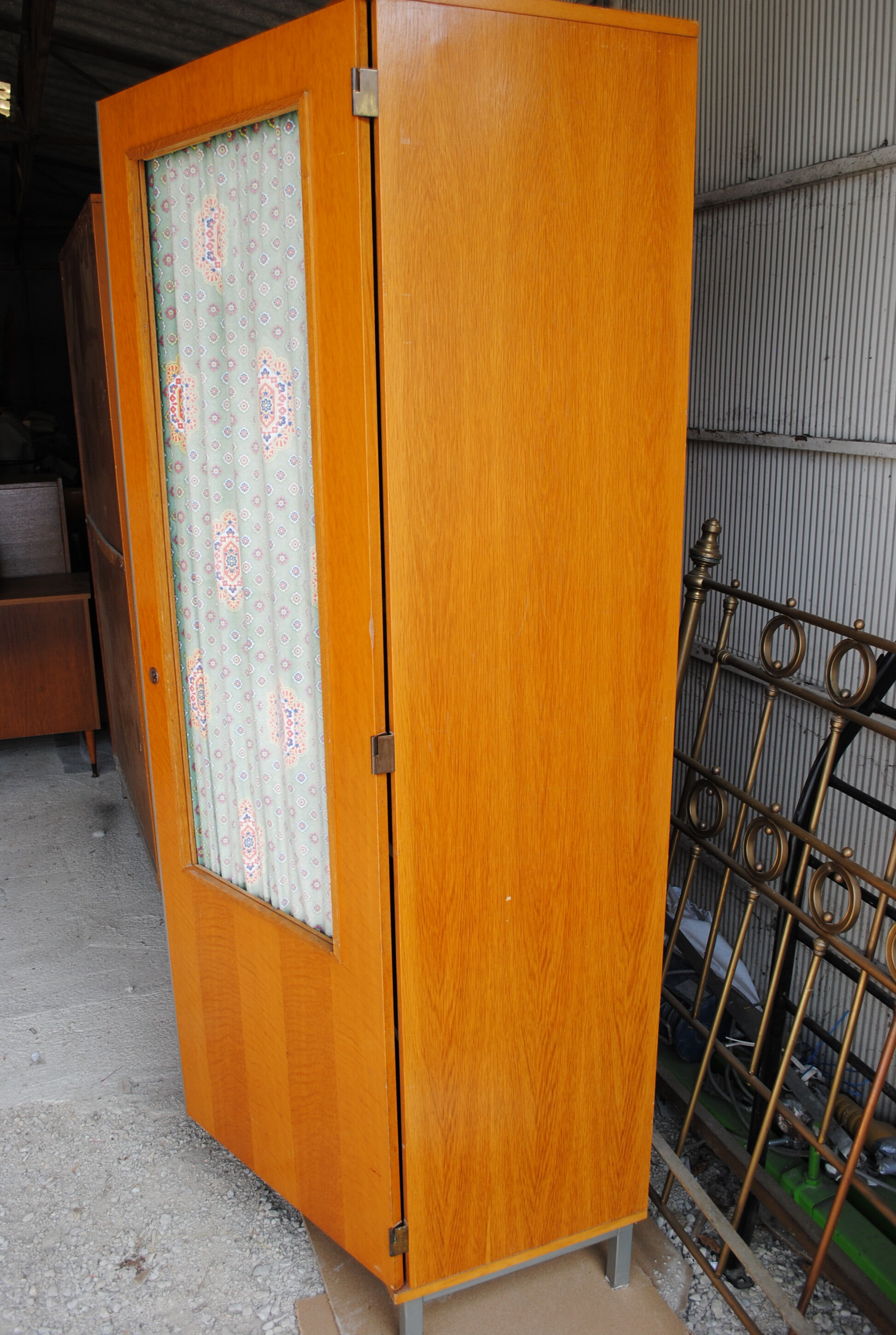 School vintage wardrobe