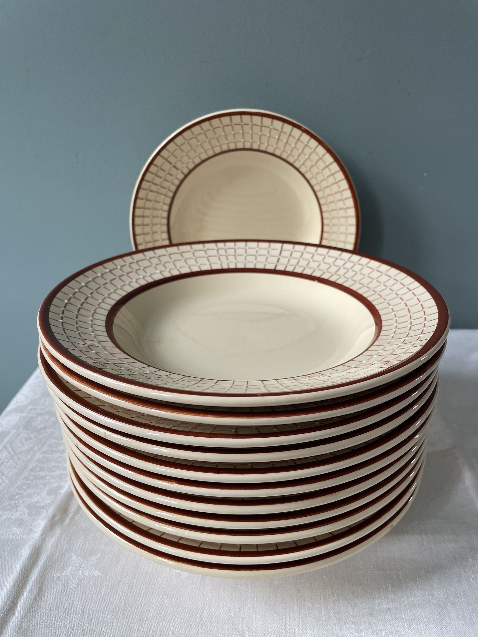 Set of 12 Longchamp France hollow plates, Colmar model