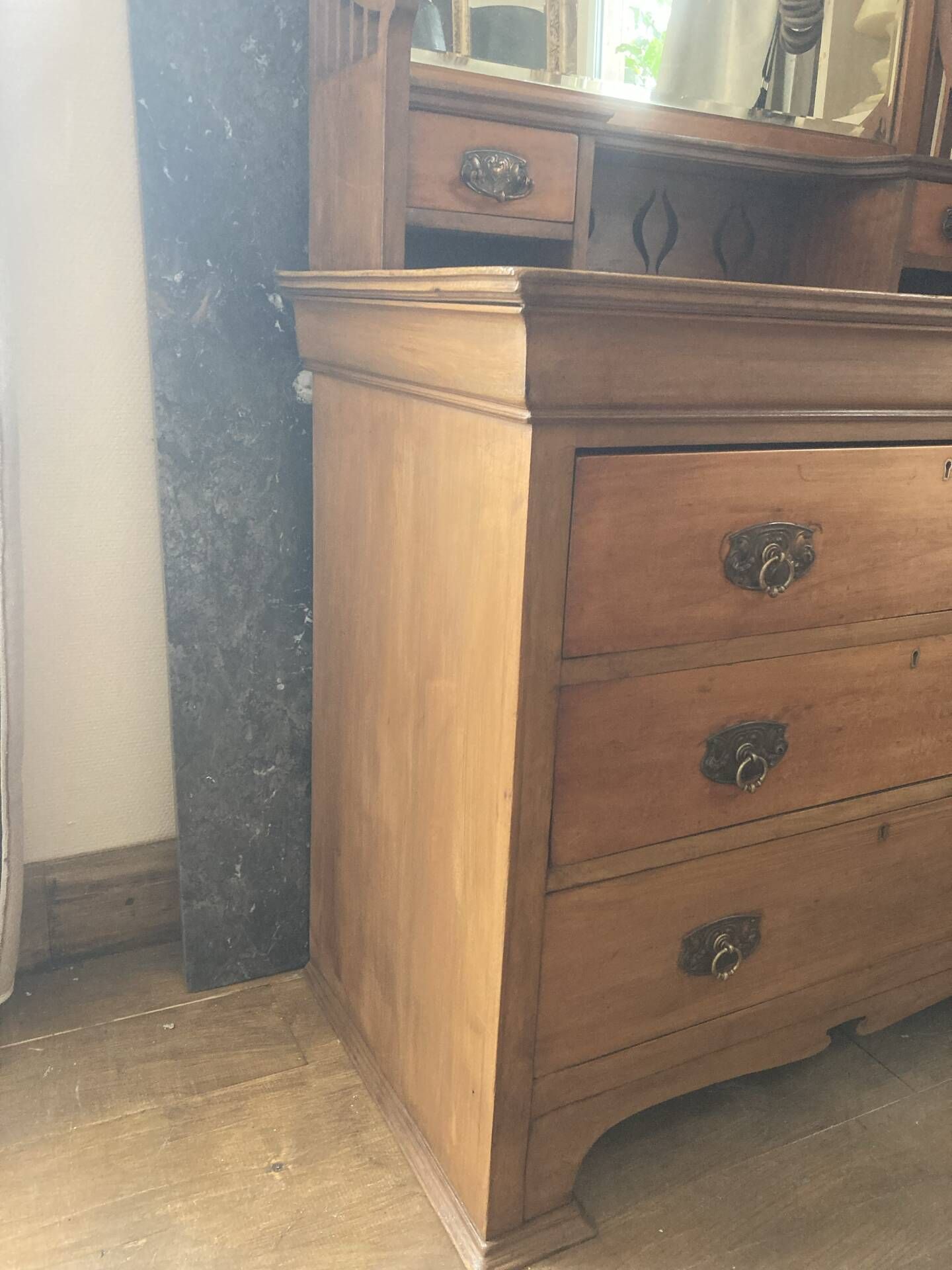 Art Deco dressing table