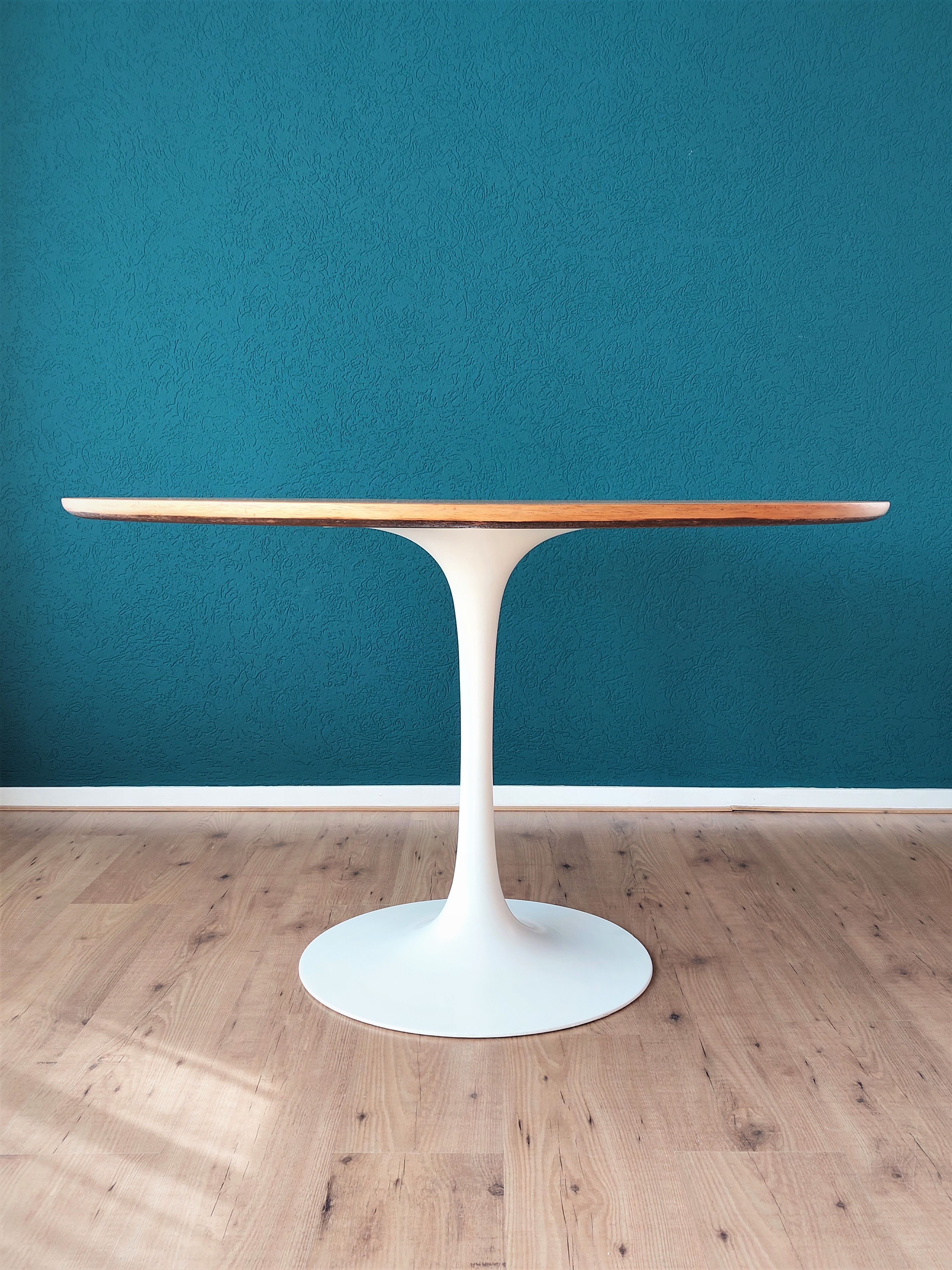 Tulip Dining Table by Maurice Burke for Arkana, 1960's.
